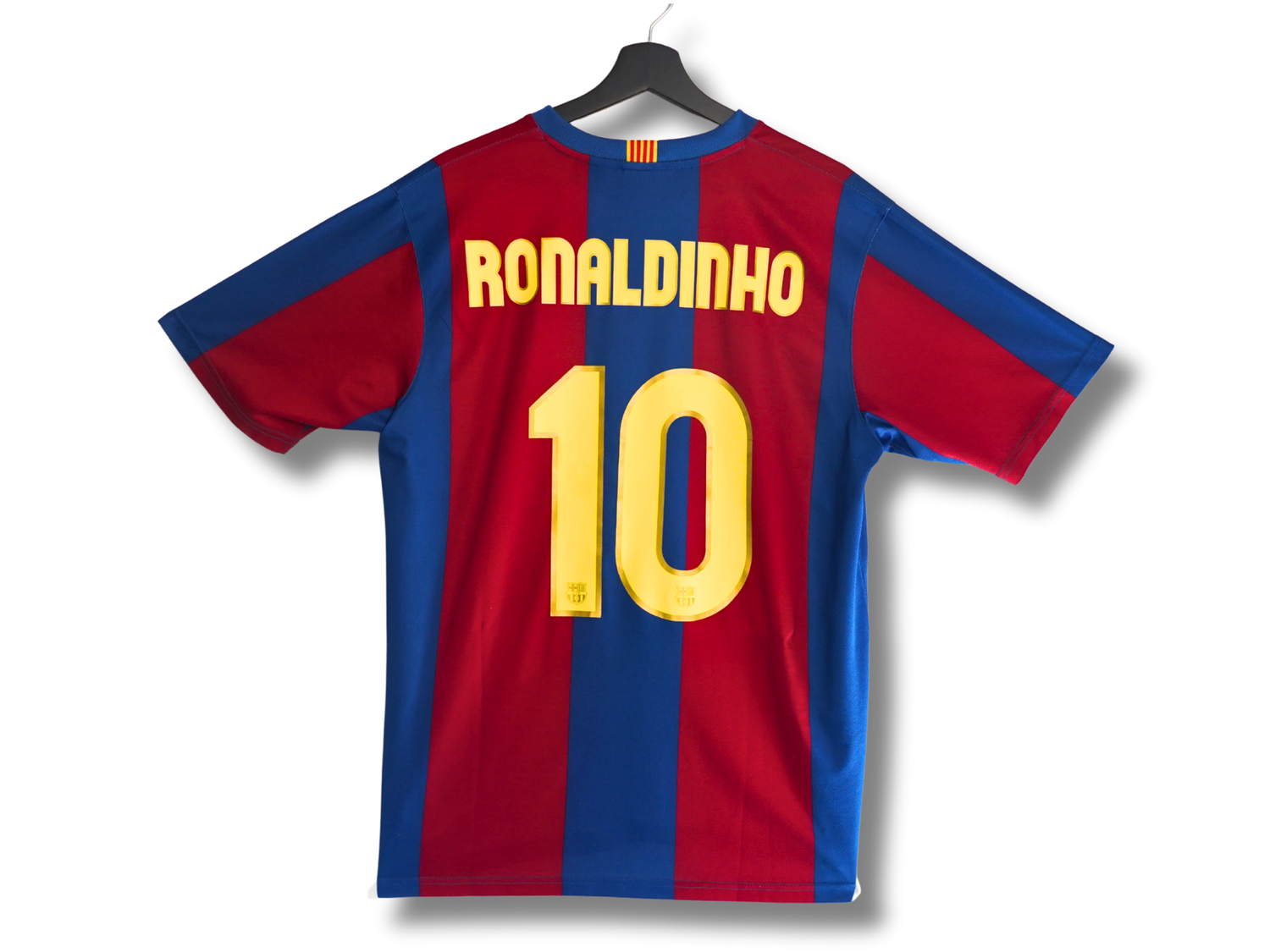 Maillot vintage FC Barcelone 2007/2008 Ronaldinho 10 domicile – PlayerStore